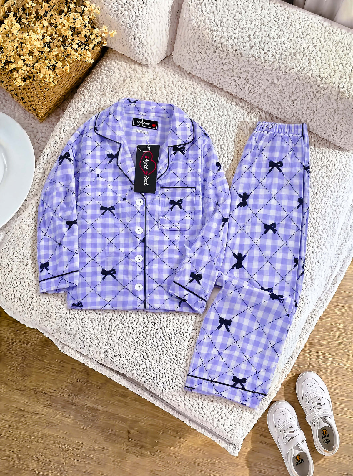 Kids Purple & Black Bow Printed Crinkled Cotton Night Suit