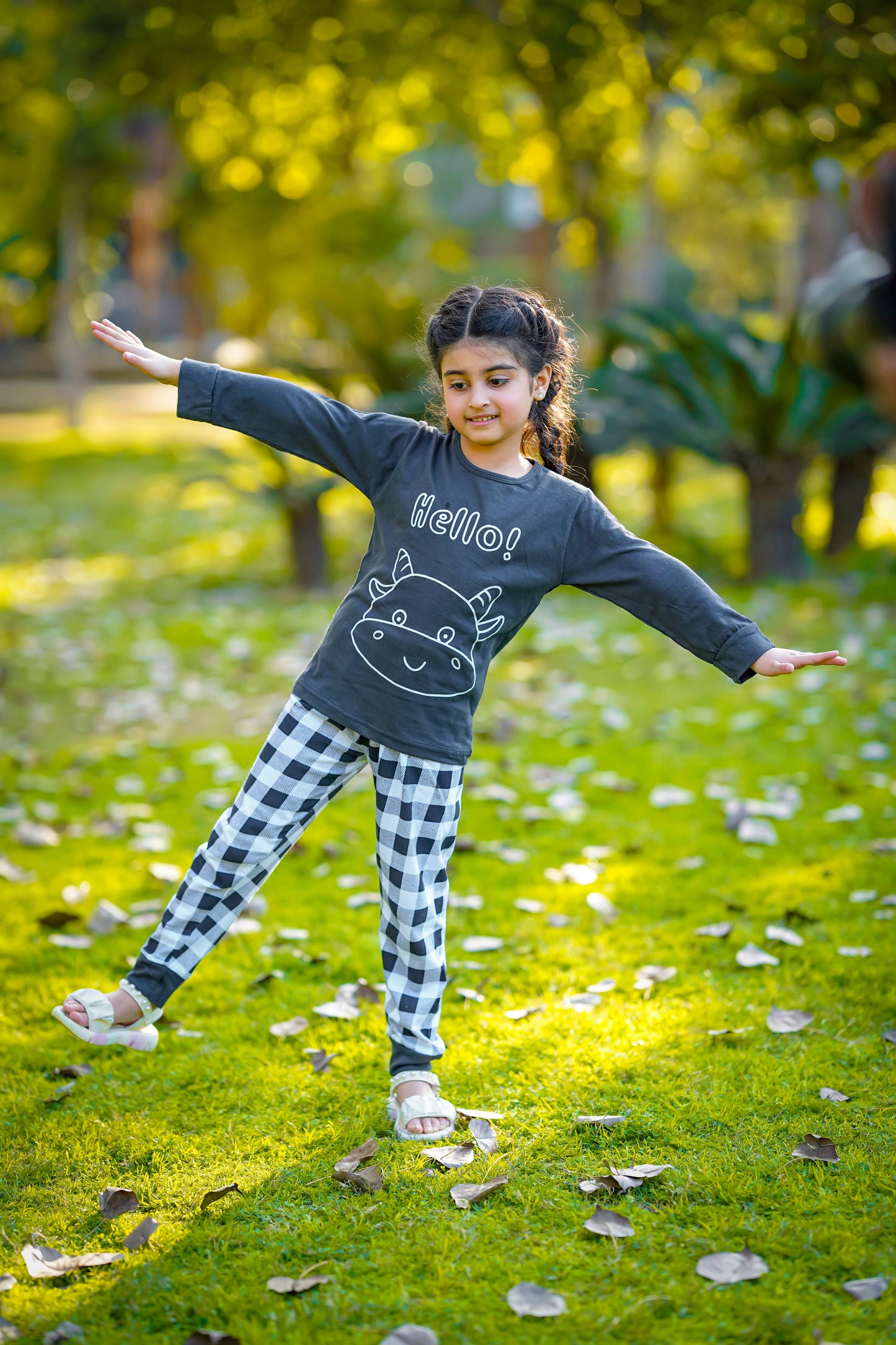 Hello Kids Suit (Each)